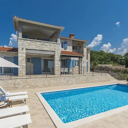 Sterpazzi For 8 People Near Porec With 38 M2 Heated Pool, Sea View & Wellness فيلة *